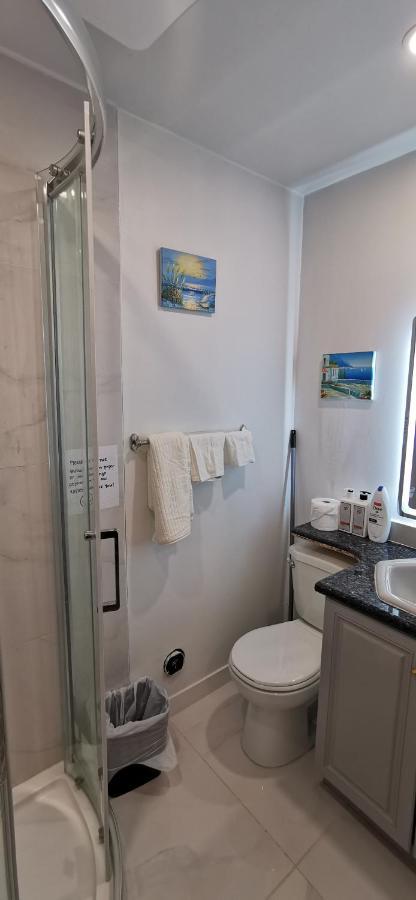 Private Suite With Separated Entrance Ричмонд Экстерьер фото